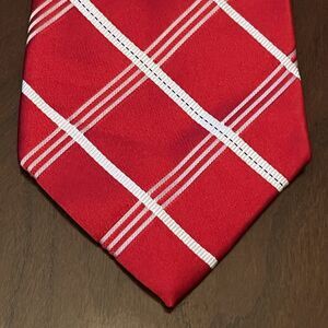 Express Design Studio Red 100% Silk Men’s Neck Tie Made In China